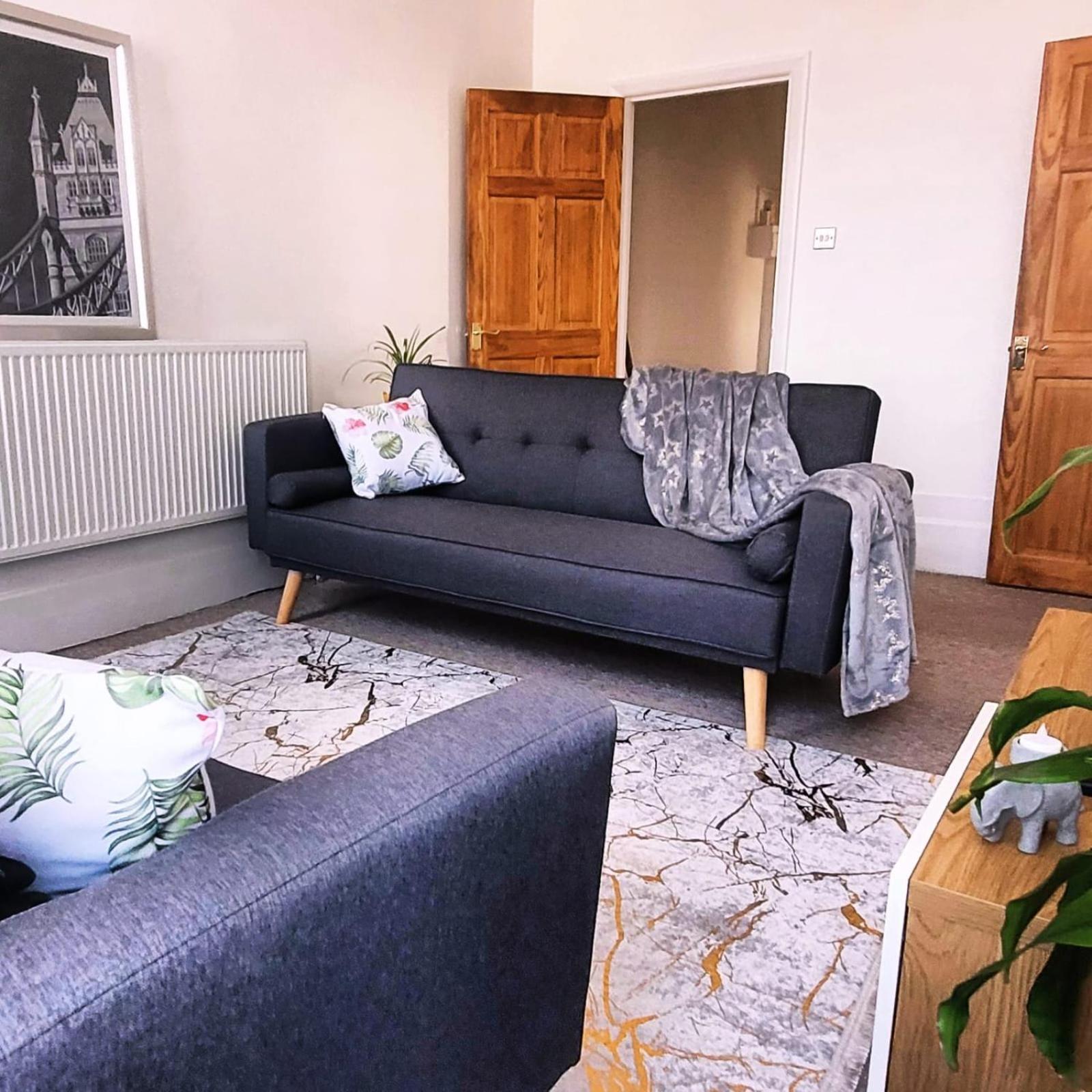Stylish And Bright Flat In London N8 Turnpike Lane - Piccadilly Line Apartman Kültér fotó