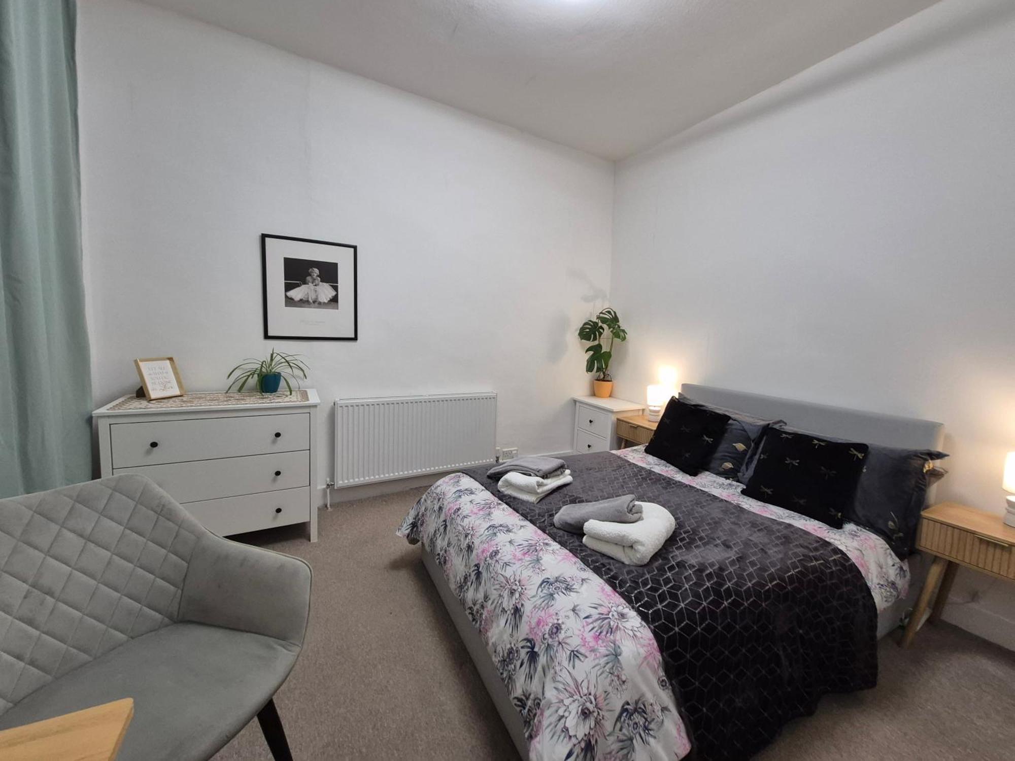 Stylish And Bright Flat In London N8 Turnpike Lane - Piccadilly Line Apartman Kültér fotó