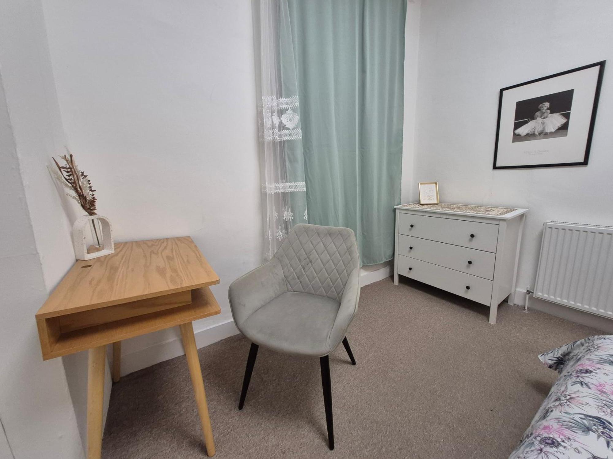 Stylish And Bright Flat In London N8 Turnpike Lane - Piccadilly Line Apartman Kültér fotó