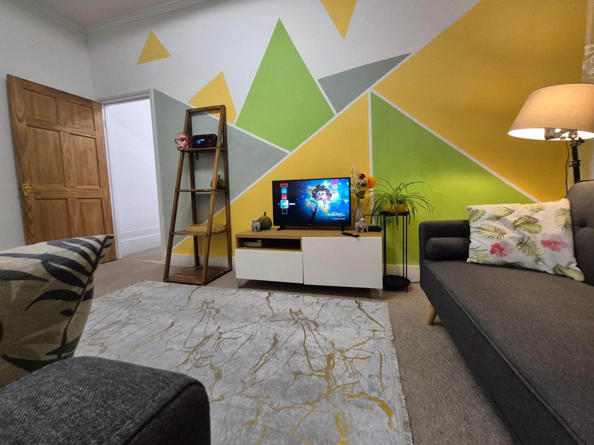 Stylish And Bright Flat In London N8 Turnpike Lane - Piccadilly Line Apartman Kültér fotó