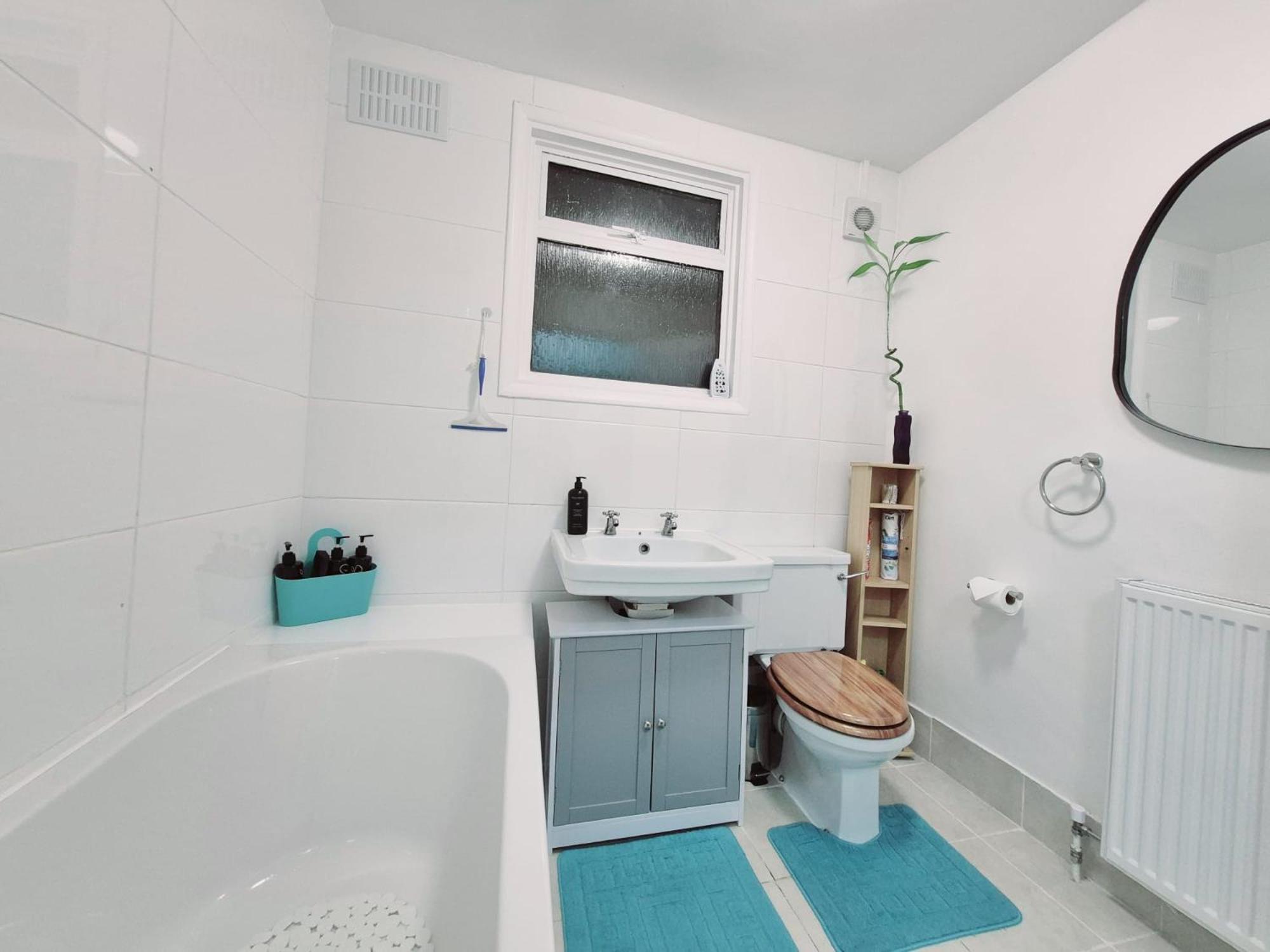 Stylish And Bright Flat In London N8 Turnpike Lane - Piccadilly Line Apartman Kültér fotó